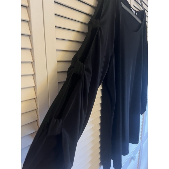 Susan Graver Liquid Knit Bateau Neck 3/4 Split  Sleeve Top A231769 Size 3X - Picture 4 of 9